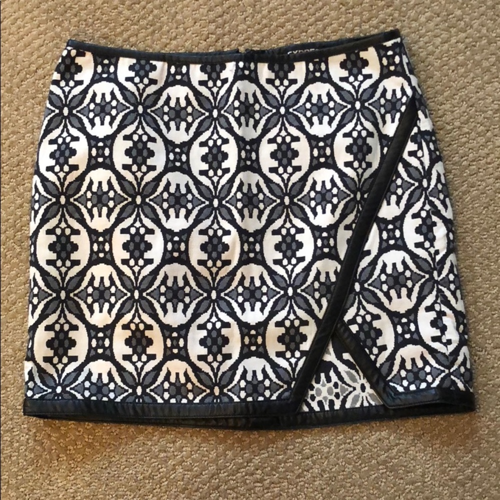 Express printed skirt